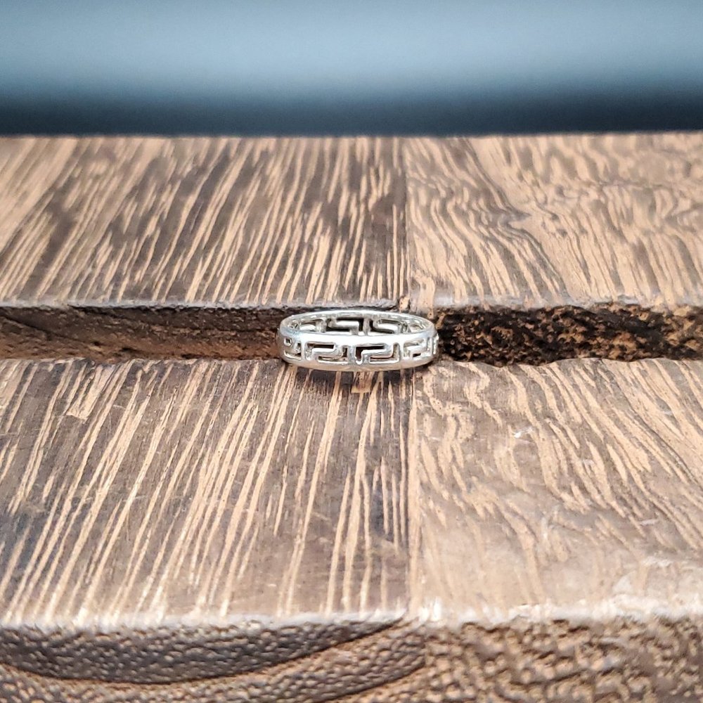Size 6 925 Sterling Silver Greek Key Style Ring